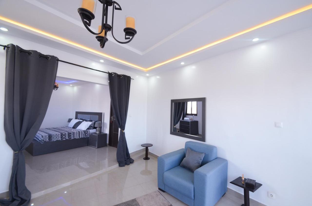 Penthouse Appartments In Almadies Dakar Esterno foto